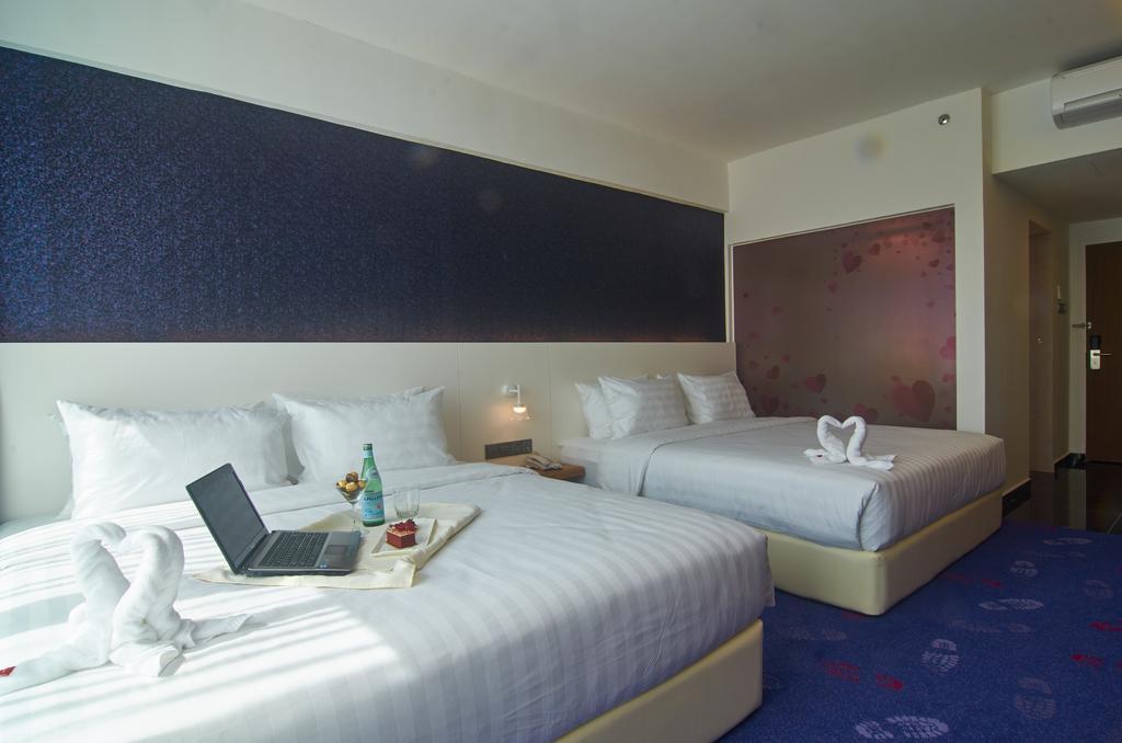Amerin Hotel Johor Bahru Dış mekan fotoğraf
