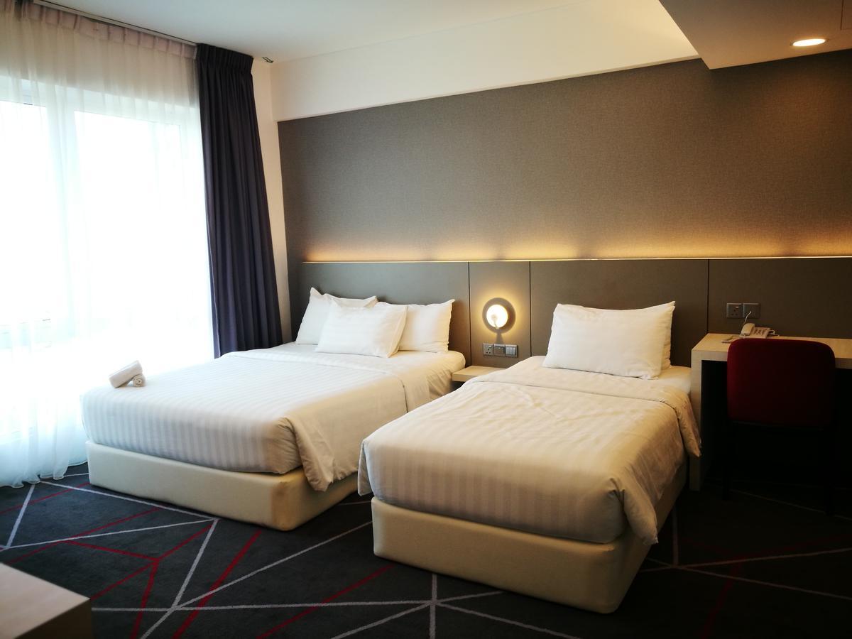 Amerin Hotel Johor Bahru Dış mekan fotoğraf